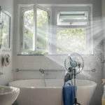 גלה איך מהלך פשוט יכול להפחית עד 80% מהעובש בחדר הרחצה שלך